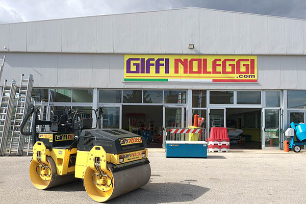 noleggio rullo compressore 44 qli